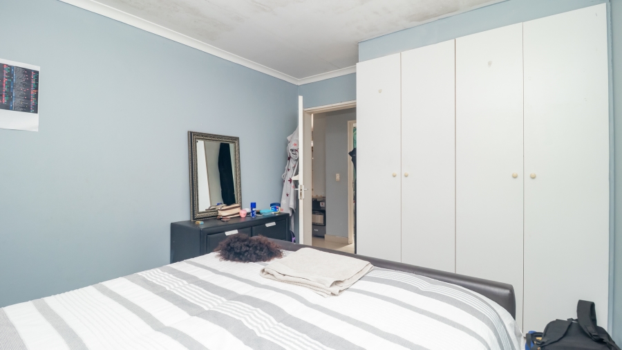 2 Bedroom Property for Sale in Pinelands Western Cape